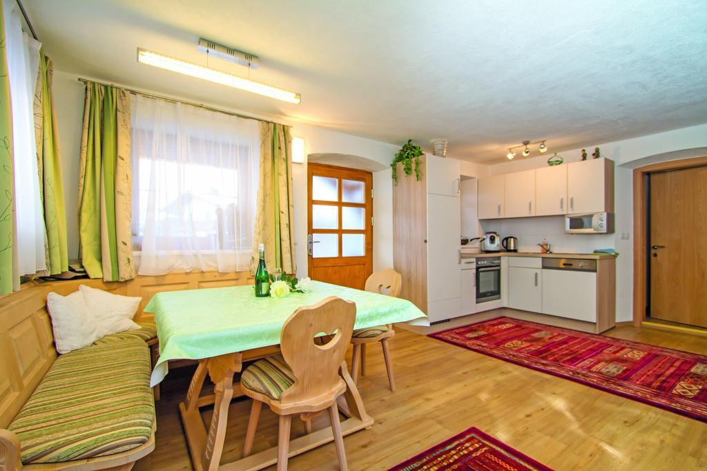 Gertis Ferienwohnung Hochfilzen Zimmer foto