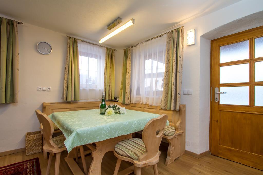 Gertis Ferienwohnung Hochfilzen Zimmer foto